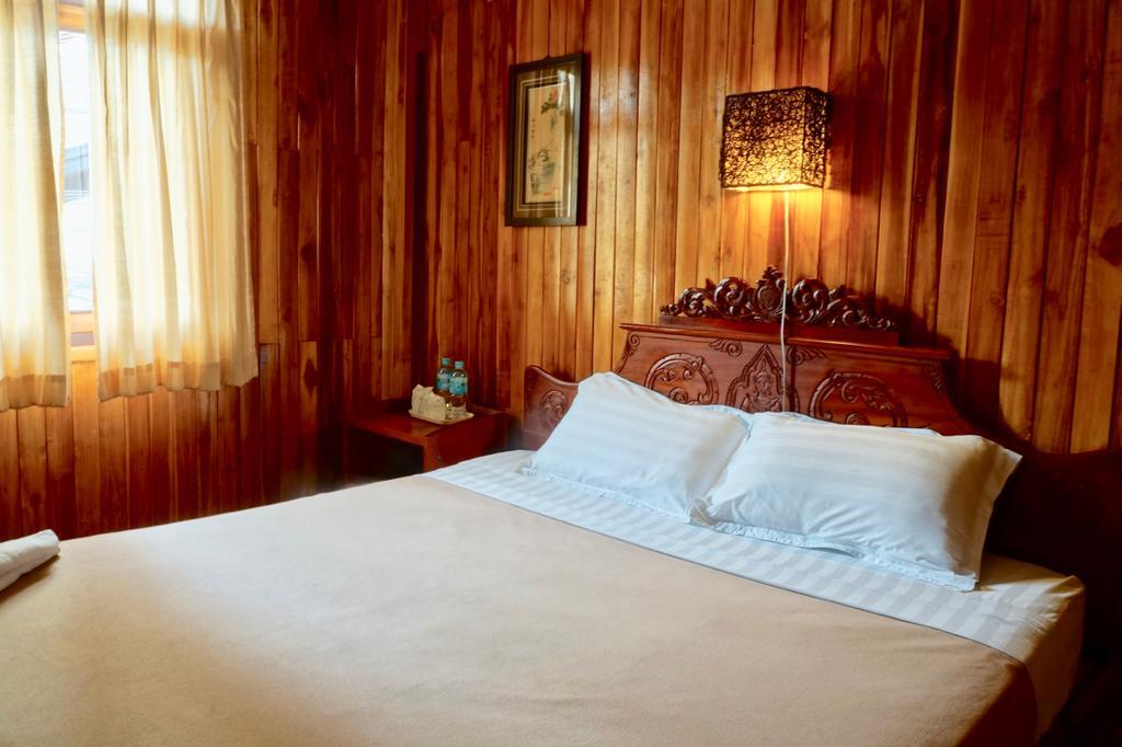 Rimvang Guesthouse Luang Prabang Buitenkant foto